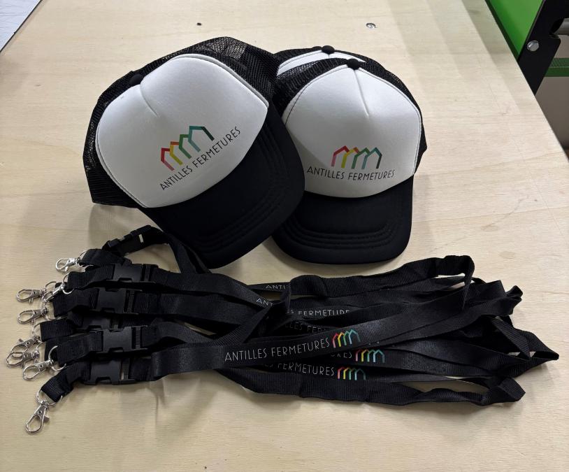 Antilles fermetures – fourniture de casquettes et tours de cou en dtf