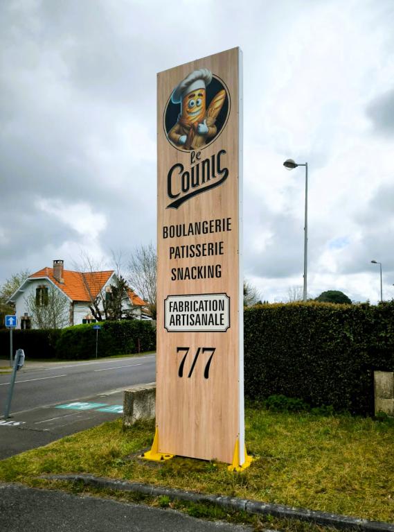 Boulangerie Le Counic - 40160 Ychoux - Totem Enseigne Signaletique